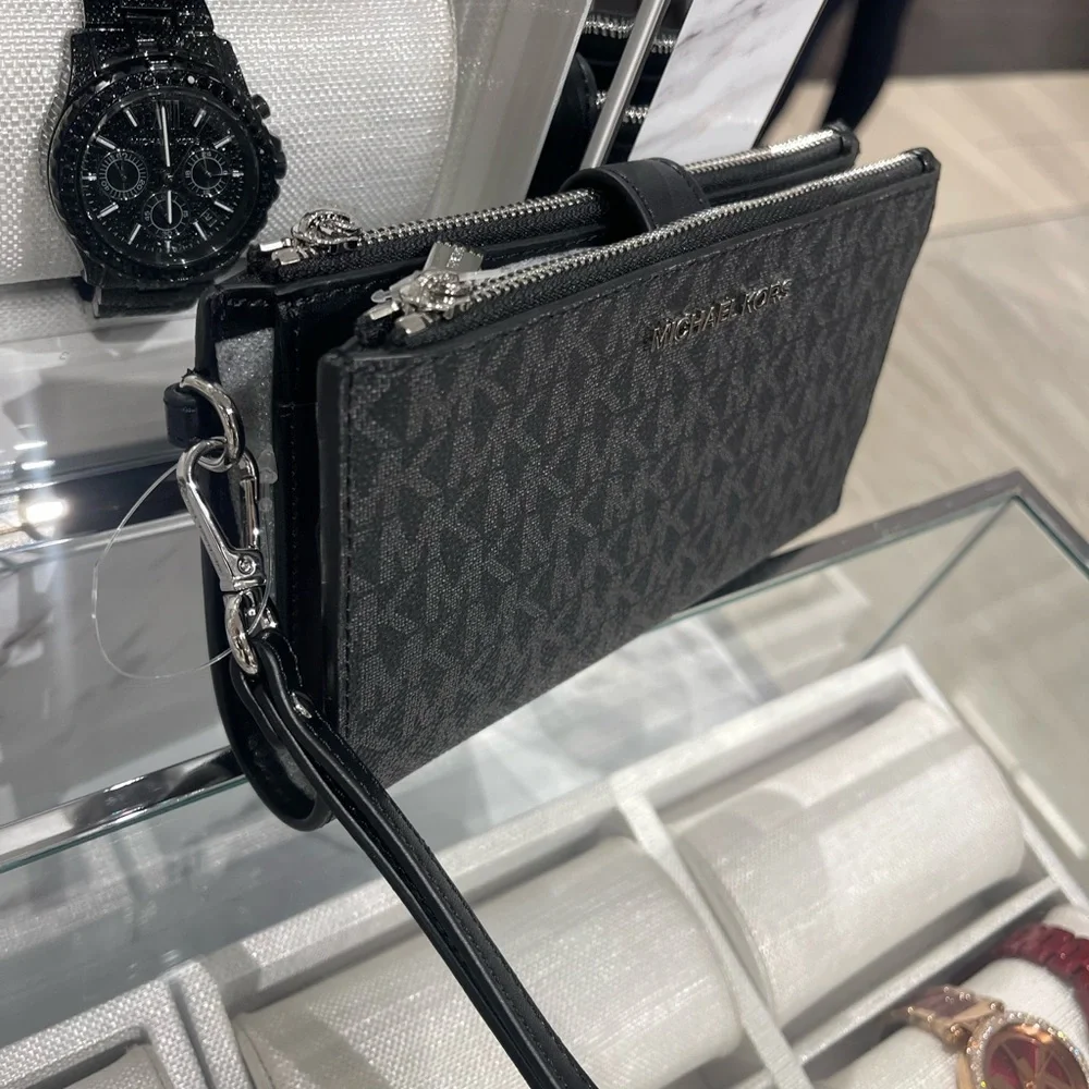 MICHAEL KORS Jet Set Logo Lg Smartphone Double Zip Wallet Wallet Phon Black  NWT